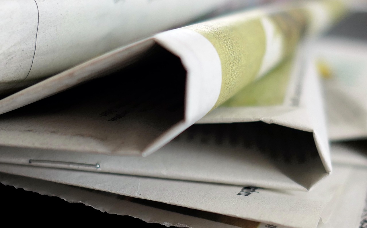 découvrez l'importance de la liberté de la presse, un pilier essentiel de la démocratie garantissant la liberté d'expression et l'accès à une information indépendante.