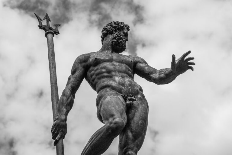 découvrez bologna, une ville riche en histoire, culture et gastronomie au cœur de l'italie. explorez ses célèbres tours médiévales, ses places animées et ses délicieux plats traditionnels.