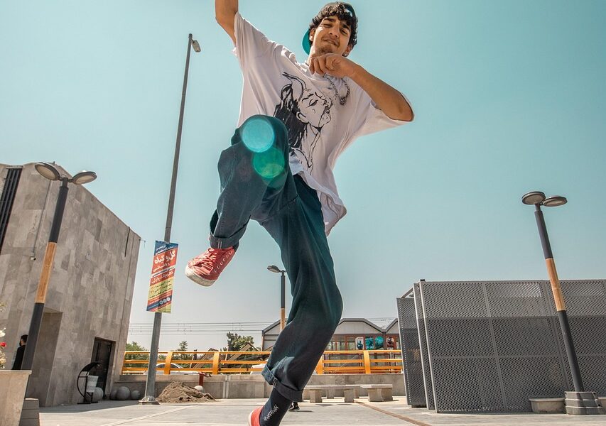 analyse approfondie du conflit en iran : causes, enjeux et perspectives d'évolution de la situation géopolitique dans la région.