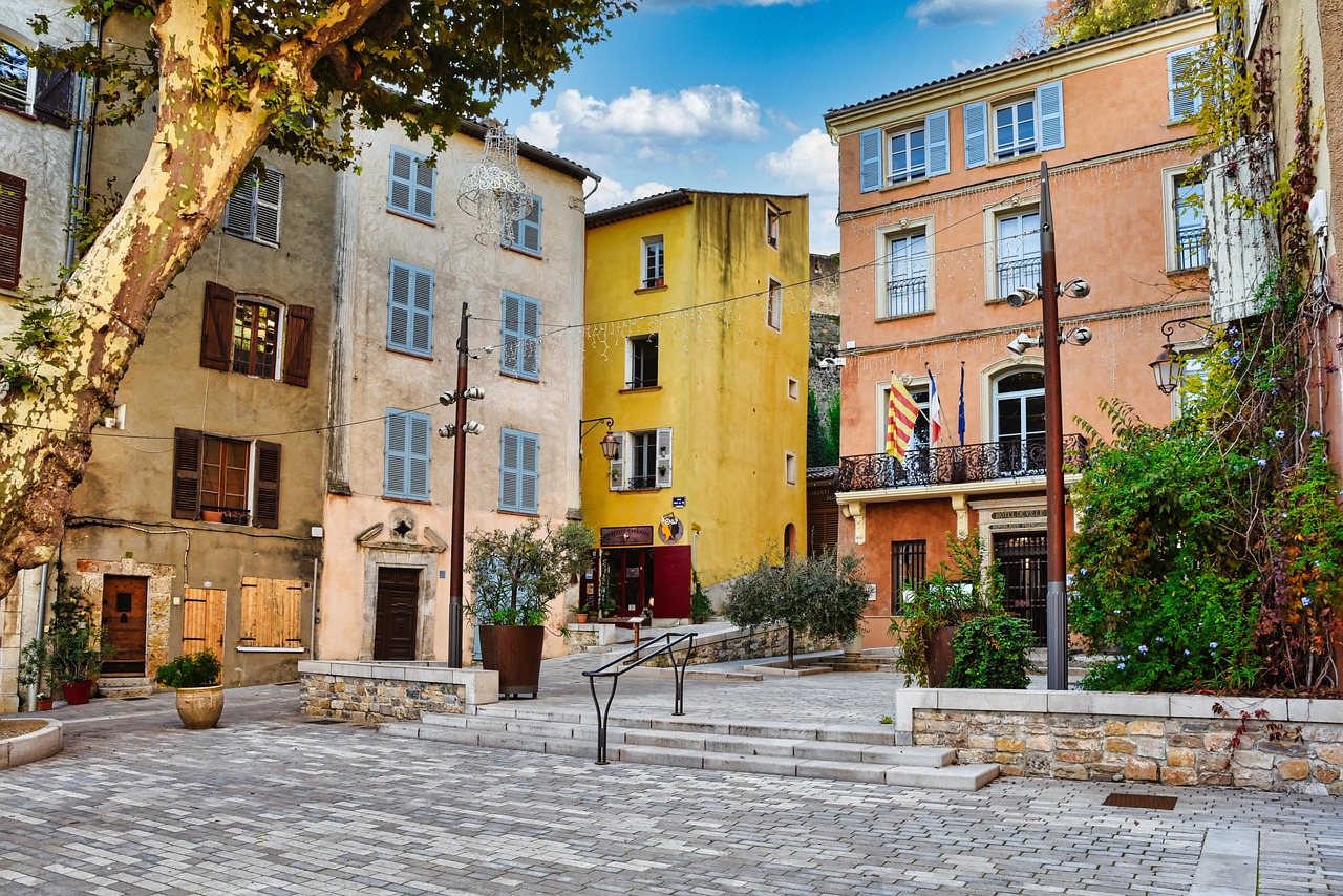 découvrez l'ambiance authentique de provence street, un lieu vibrant mêlant culture, gastronomie et paysages typiques du sud de la france.