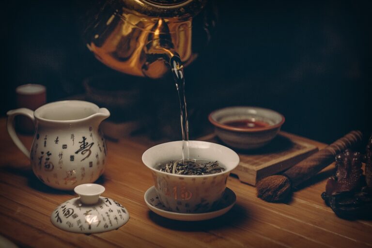 découvrez notre salon de thé innovant alliant tradition et modernité pour une expérience unique et savoureuse.
