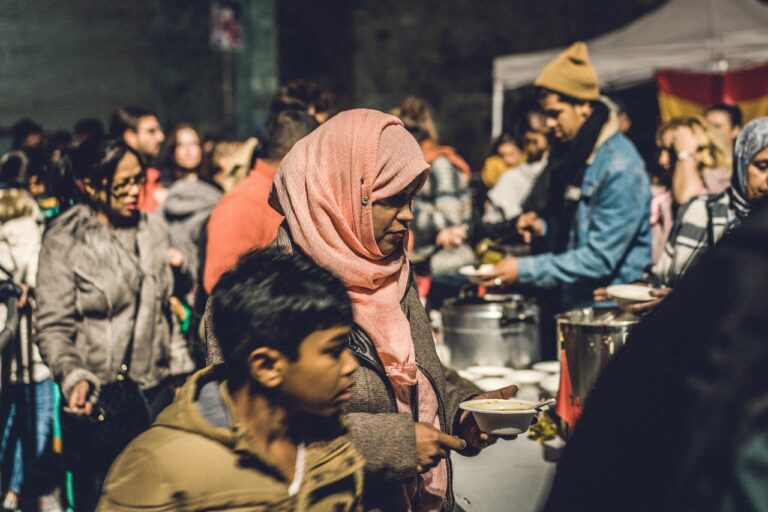 découvrez notre festival communautaire : musique, animations, gastronomie et rencontres pour tous les âges. partagez des moments inoubliables en famille et entre amis !