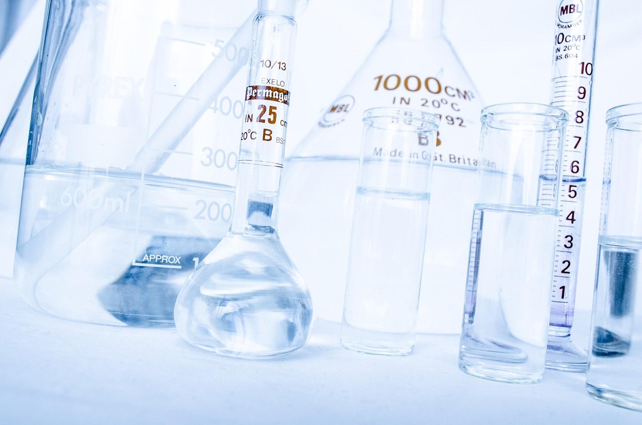 découvrez les risques liés à l'exposition aux produits chimiques, les mesures de prévention essentielles et comment protéger votre santé au quotidien.