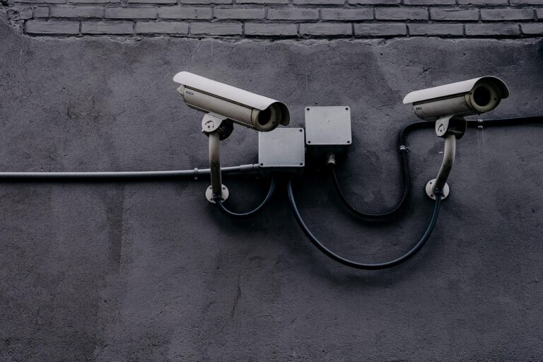 découvrez nos mesures de sécurité renforcées pour protéger vos données et assurer une confidentialité optimale.