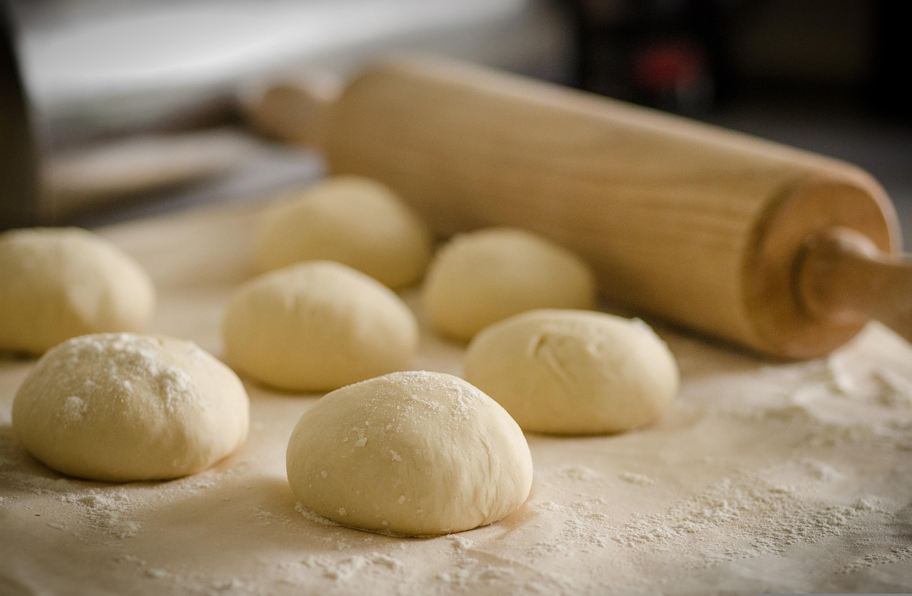 découvrez notre boulangerie artisanale où fraîcheur et tradition se rencontrent pour vous offrir pains, pâtisseries et viennoiseries faits maison chaque jour.
